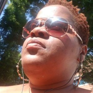 Meet your Posher, Tivona